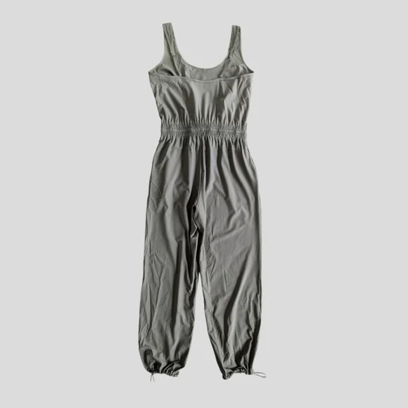 Abercrombie & Fitch Olive Traveler Jumpsuit Women's Sz Med Tall Lightweight - Picture 1 of 9